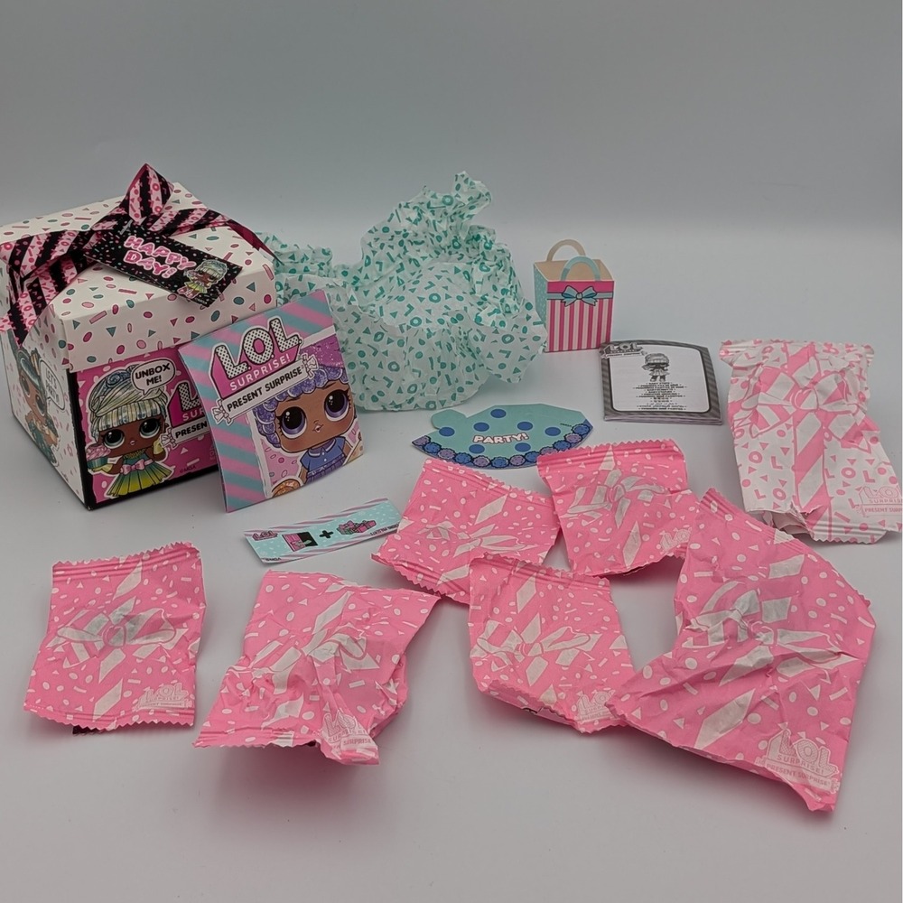 LOL Surprise Present Surprise Series 1 Miss Garnet PS-001 Doll 8 Surprises New